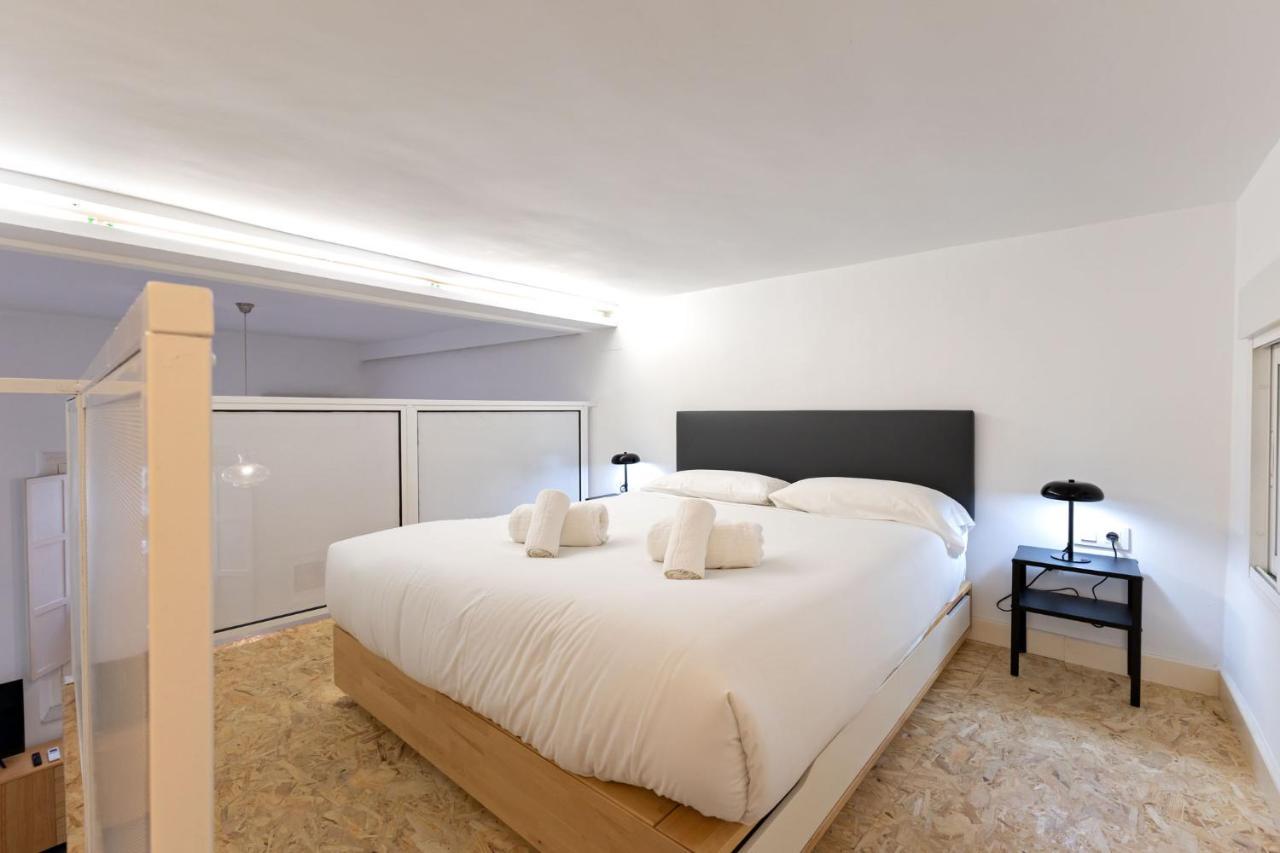 Heliotropo City Center Oasis By Valcambre Sevilla Bagian luar foto